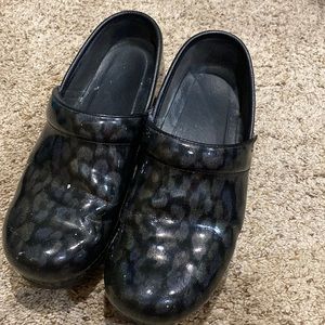 Danskos womens shoes